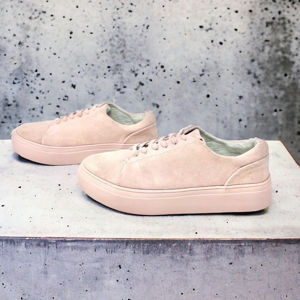 NEW DLG Monochromatic Pink Suede Chunky Sneakers Size 7